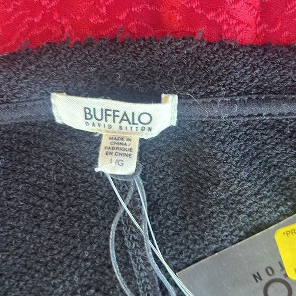 New Buffalo David Bitton V-Neck Lightweight Thermal Knit Cinched Front Sweater - Picture 8 of 10